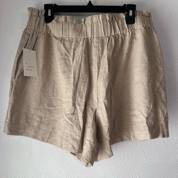 A new day shorts, high waisted oatmeal linen blend size L NWT - Picture 3 of 5